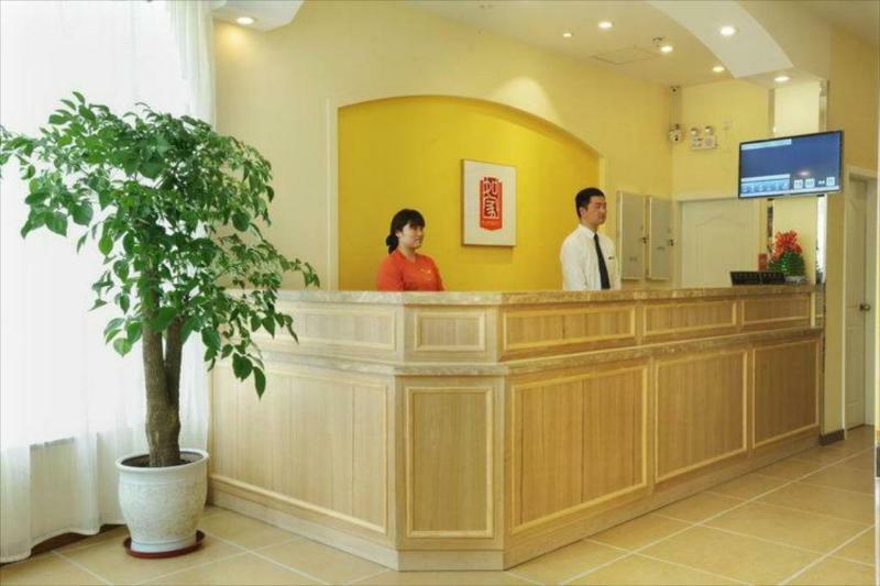 Home Inn Shanghai Hongqiao Terminal Jinshajiang Road Changfeng Exterior photo